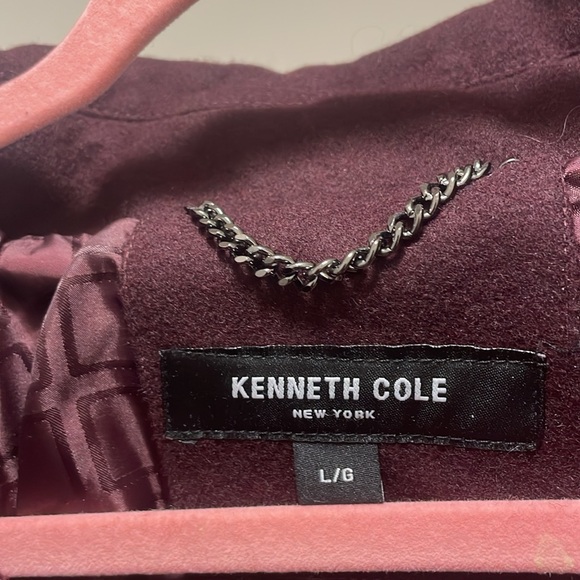 Woman’s maroon heavy wool lux pea coat. - Picture 5 of 6